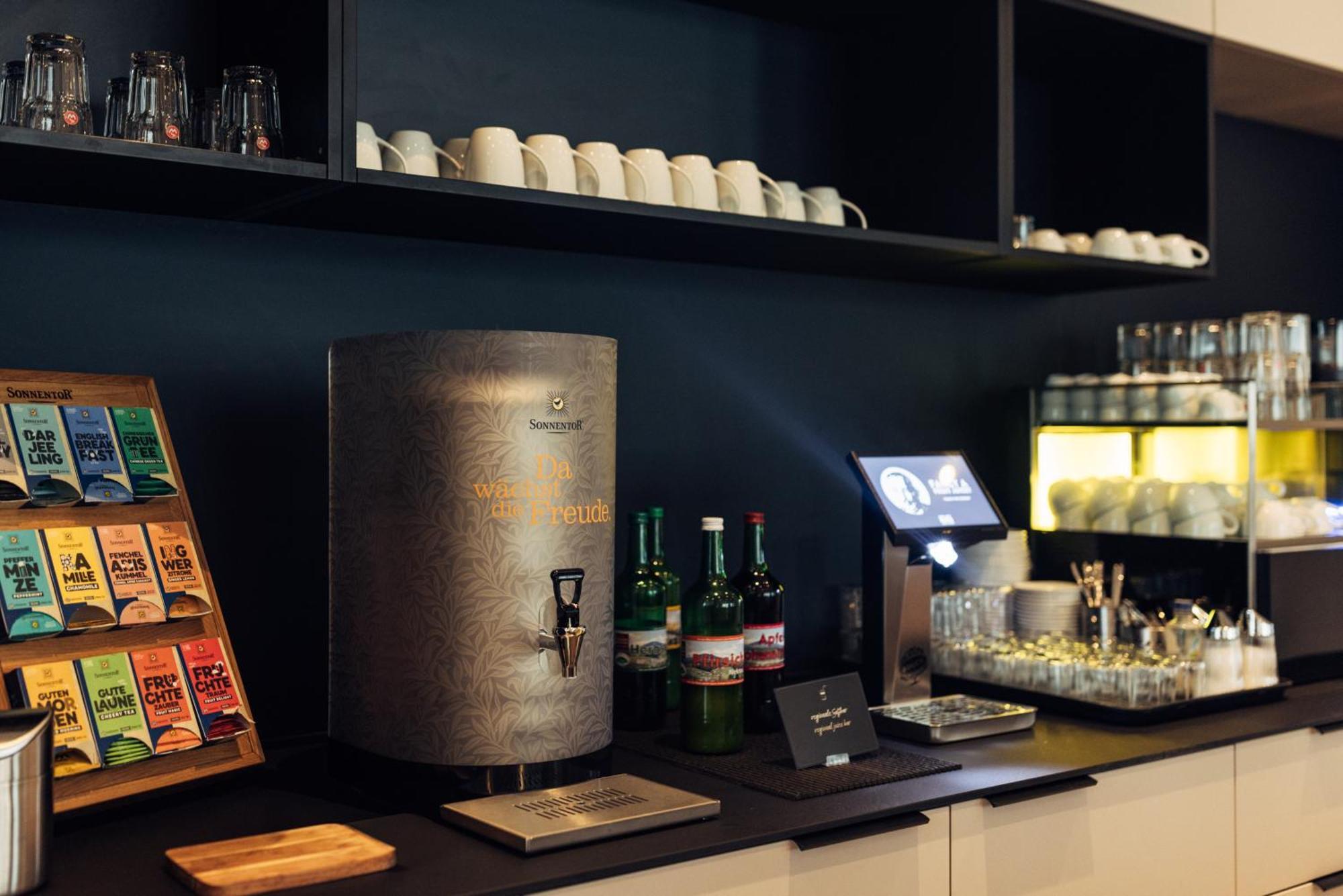 Harry'S Home Graz-Smart City Hotel & Apartments Esterno foto