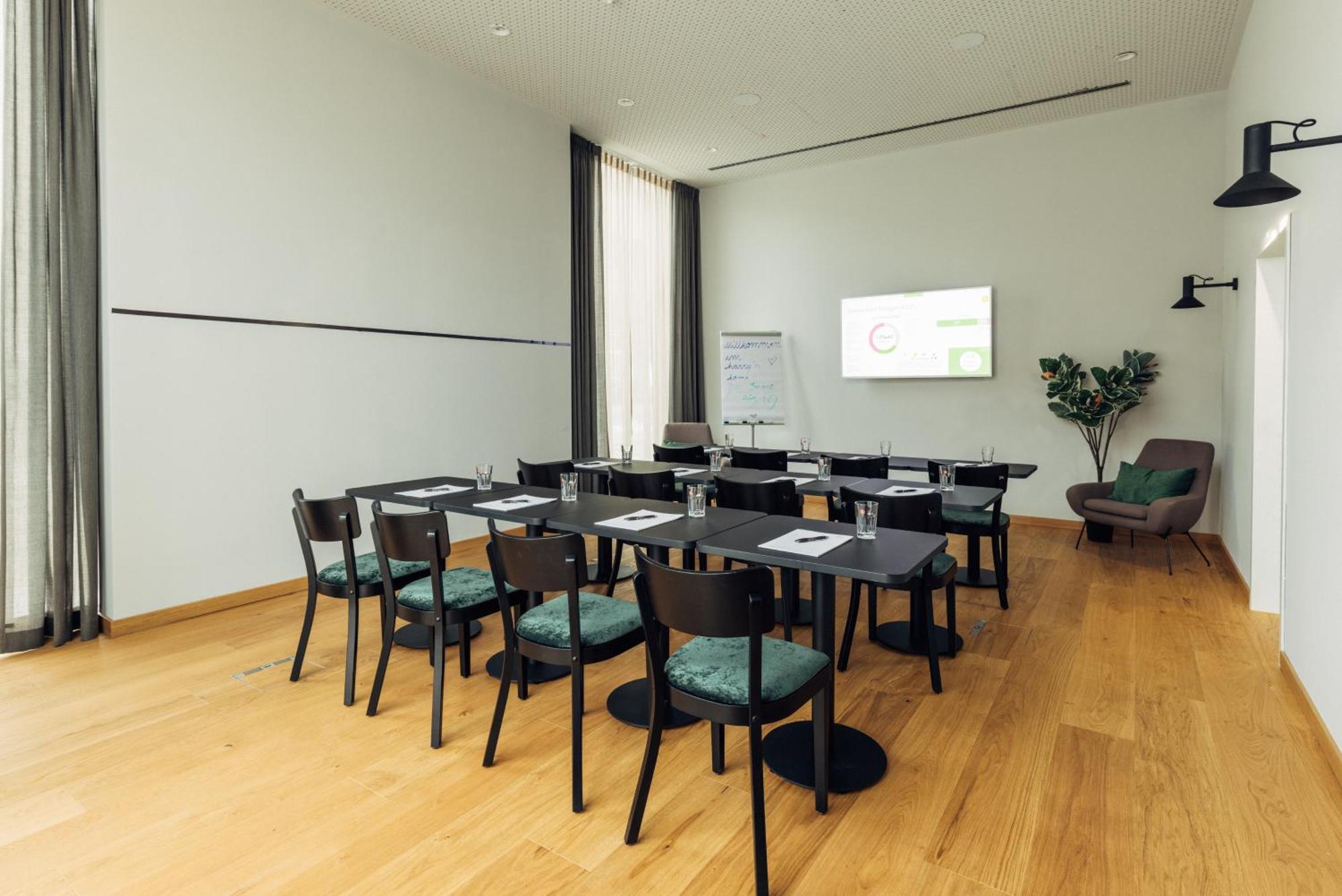 Harry'S Home Graz-Smart City Hotel & Apartments Esterno foto
