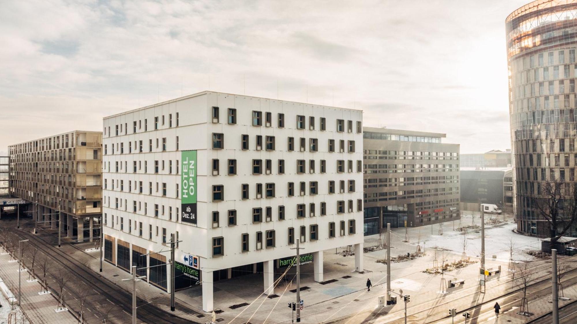 Harry'S Home Graz-Smart City Hotel & Apartments Esterno foto