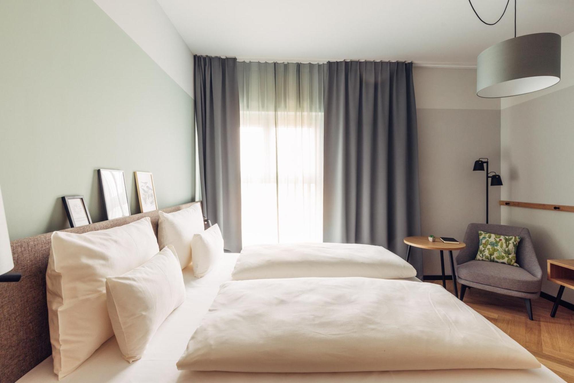 Harry'S Home Graz-Smart City Hotel & Apartments Esterno foto